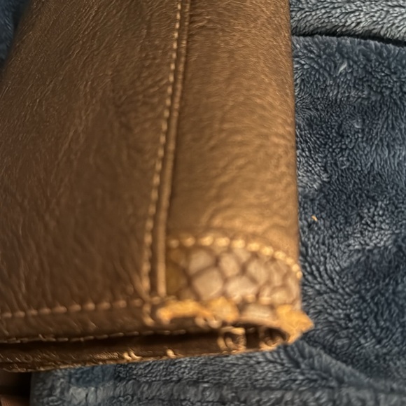 NWT Bandana by American West Women’s Brown Wallet w/ Studded Embellishments - Picture 6 of 6